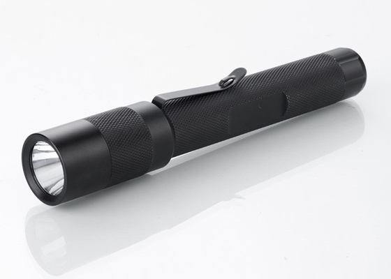 en foudroyant la lampe-torche libre 5W de puissance élevée du CREE LED d'éraflure avec le métal coupez