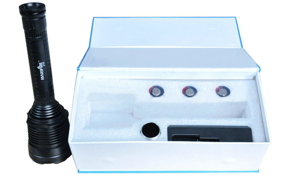 Coutume 5 - lampe-torche rechargeable tactique de mode avec la batterie, lumen 2400