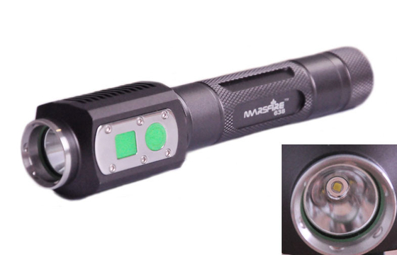 Lampe-torche tactique de cree militaire puissant professionnel pour le foudroyage