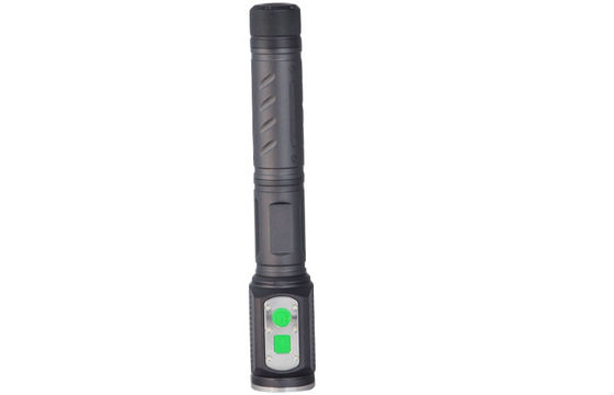 Haute lampe-torche tactique rechargeable d'éclairage de secours de lumen avec l'outil multi