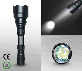 La torche rechargeable militaire de LED, police a mené la lampe-torche imperméabilisent 900 lumens