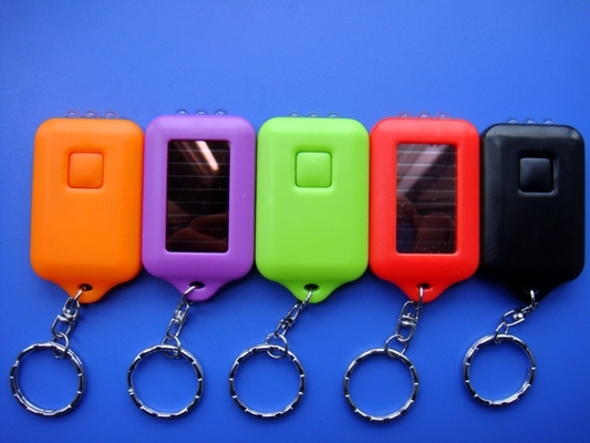 Lampe-torche Keychain acrylique de l'ABS LED décoré d'un monogramme pour le souvenir de touristes