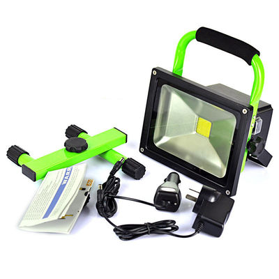 Le projecteur mené portatif de réserve rechargeable avec le support de batterie, 20 W a mené la lumière d'inondation