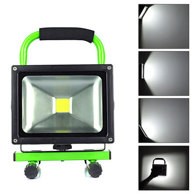 Le projecteur mené portatif de réserve rechargeable avec le support de batterie, 20 W a mené la lumière d'inondation