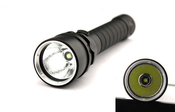 Lumière sous-marine menée rechargeable de torche tenue dans la main pour la recherche maritime