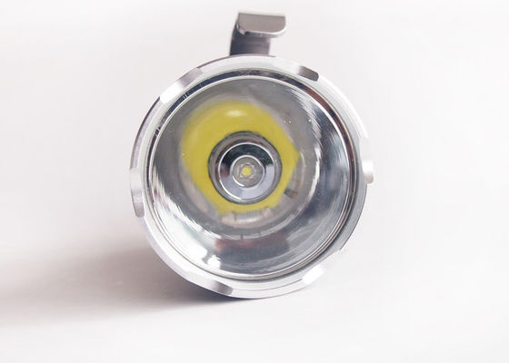 CREE 1300 de puissance élevée de LM X M - L lumière de torche de T6 LED USB avec USB